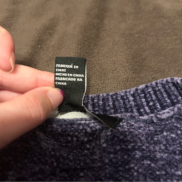 Forever 21 Chenille Cropped Sweater - Picture 5 of 6